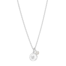 Marguerit collier 11mm med ferskvandsperle 5-5,5mm hvid emalje 45-48cm 925